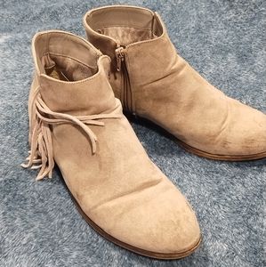 Madden girl, size 8, Tan, Suede, Ankle boots